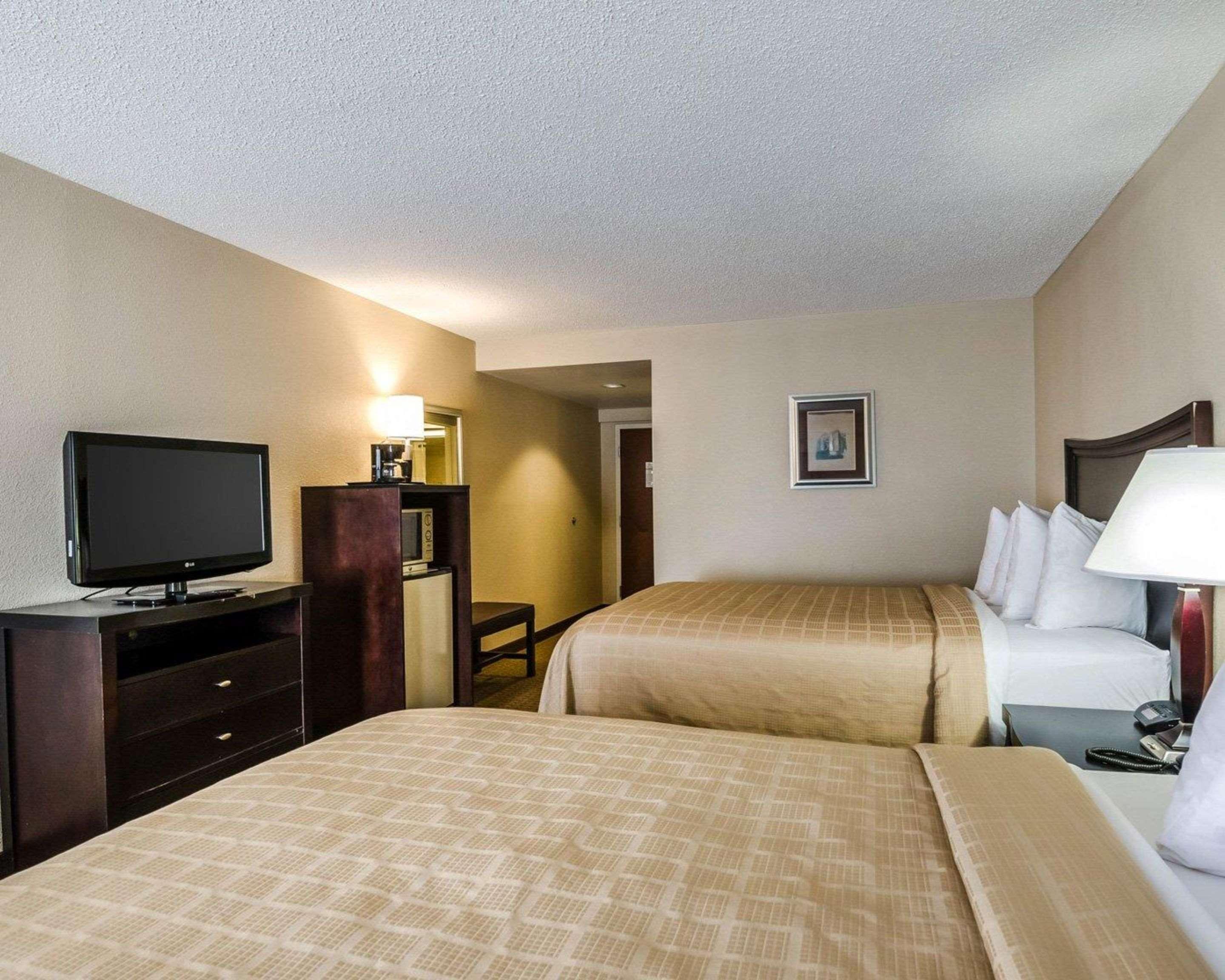 Quality Inn Troutville - Roanoke North Esterno foto