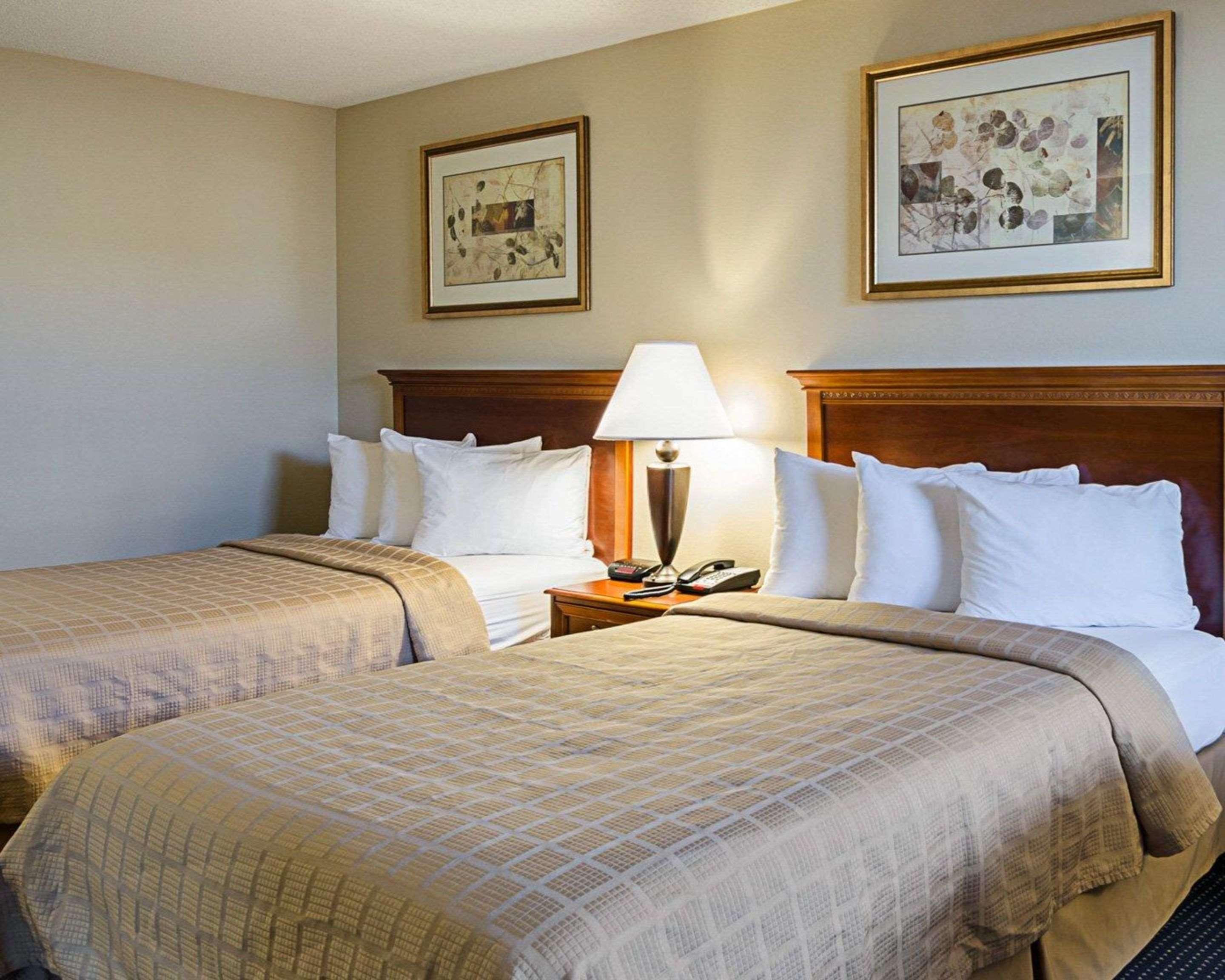 Quality Inn Troutville - Roanoke North Esterno foto