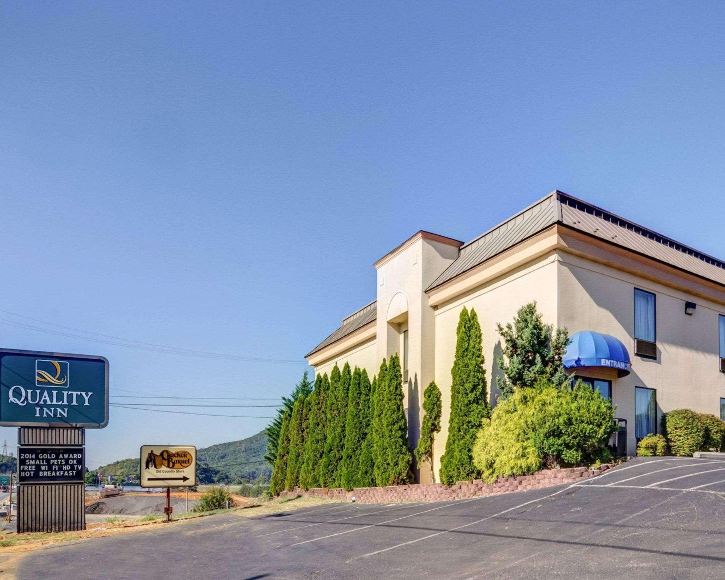 Quality Inn Troutville - Roanoke North Esterno foto