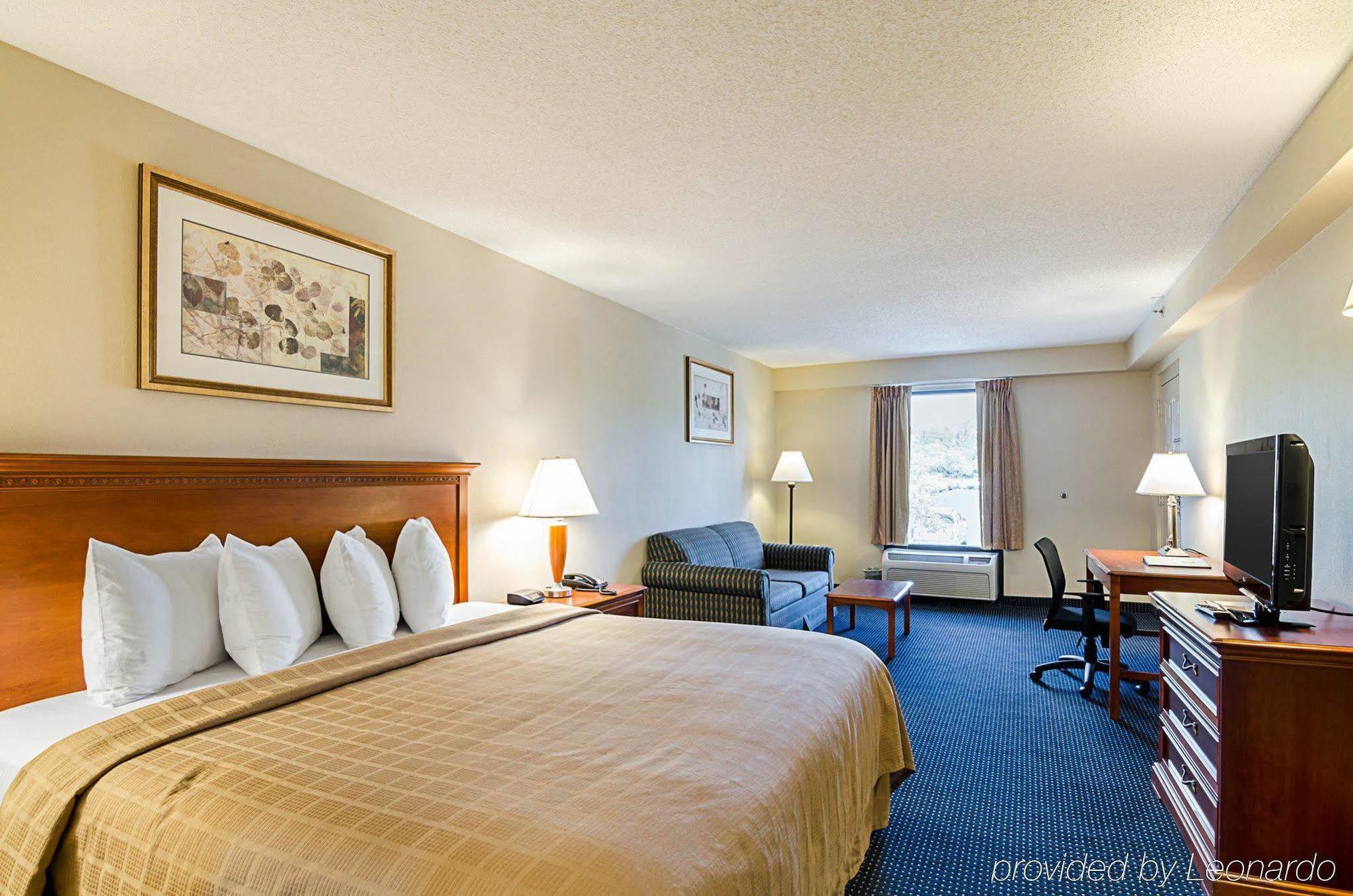 Quality Inn Troutville - Roanoke North Esterno foto