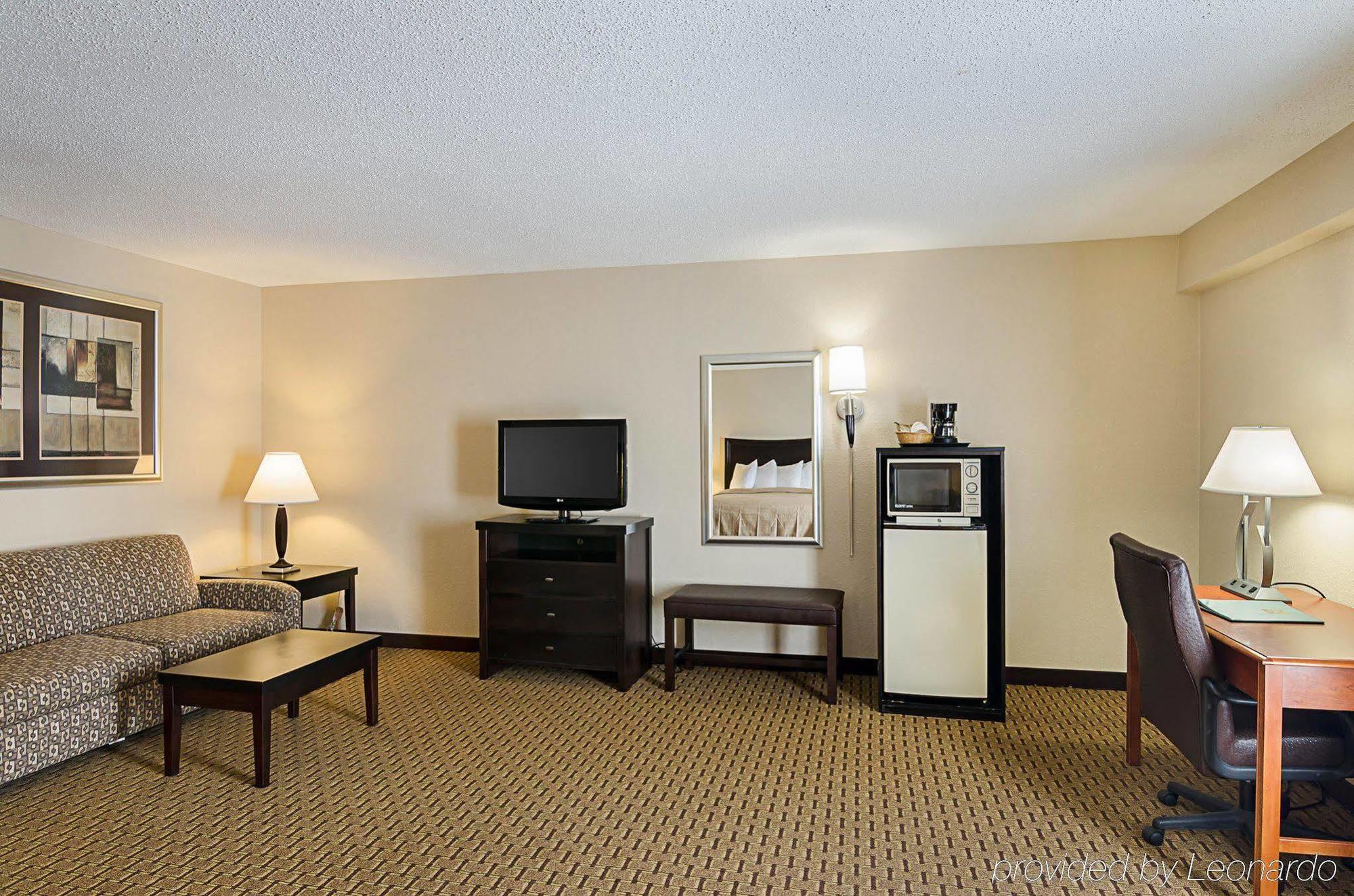 Quality Inn Troutville - Roanoke North Esterno foto