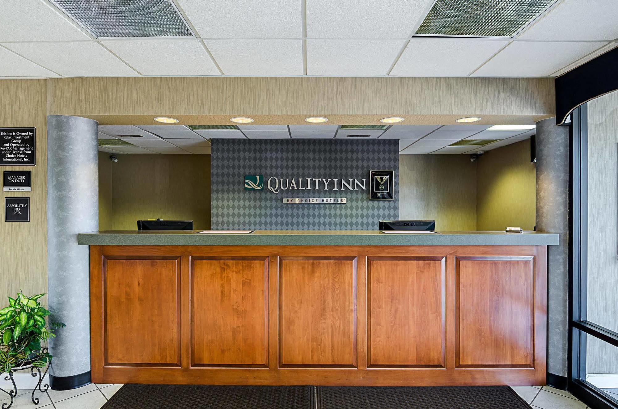 Quality Inn Troutville - Roanoke North Esterno foto