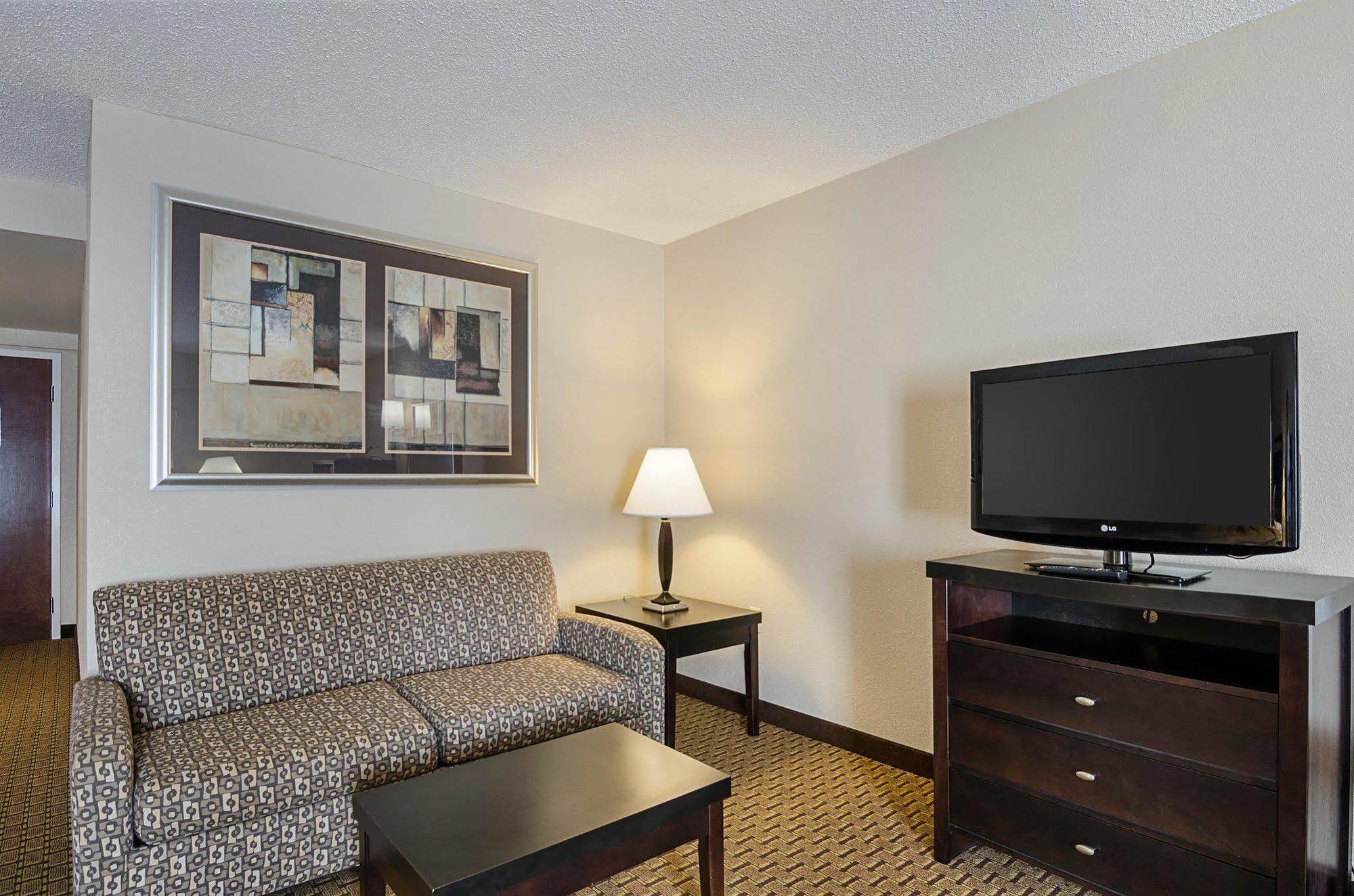 Quality Inn Troutville - Roanoke North Esterno foto